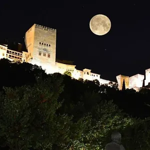 Apartamento Chezmoihomes Alhambra Penthouse, Granada